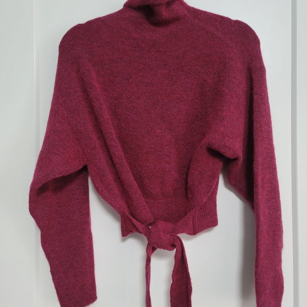 Aritzia Lorin Sweater